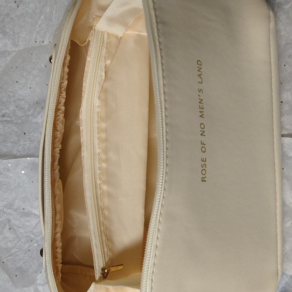 Rose of No Men's Land cosmetic toiletry travel bag - Picture 2 of 8